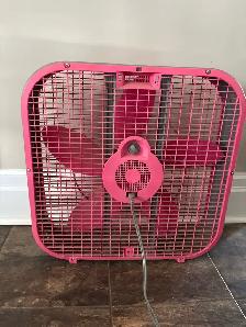 Sunbeam Box Fan - Photo 2