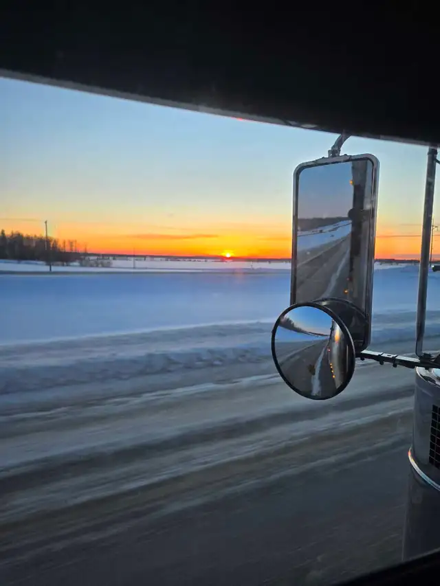 Looking for Trucking job.