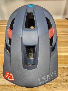 Leatt MTB Helmet