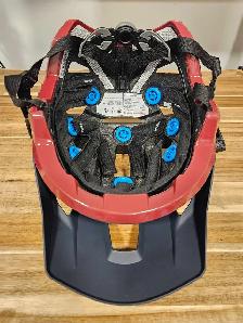Leatt MTB Helmet - Photo 6