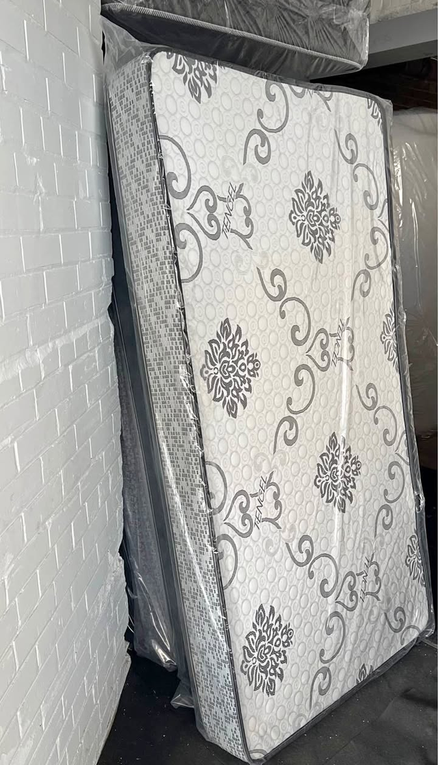 Twin size mattress bedframes