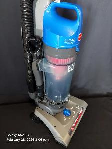 Hoover High-Capacity Bagless Upright Vacuum Cleaner - Photo 3