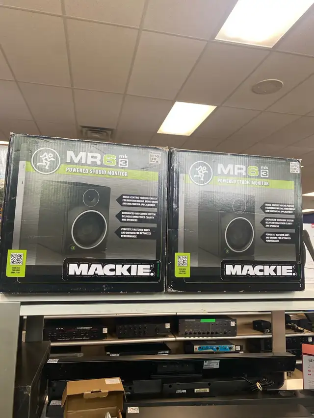 Mackie MR6 MK3 Powered Monitors @ Cashopolis!!