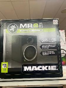 Mackie MR6 MK3 Powered Monitors @ Cashopolis!! - Photo 3