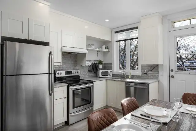 Fully Renovated 4½ | Rooftop Deck | Little Italy