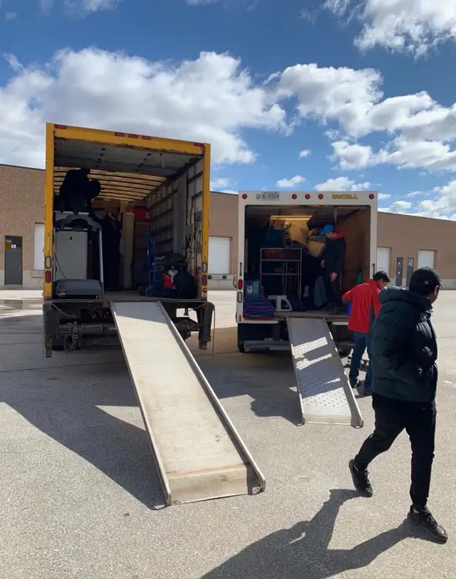LAST MINUTE MOVERS - #1 IN GTA