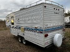 1997 Champian 25ft fifth wheel. - Photo 3