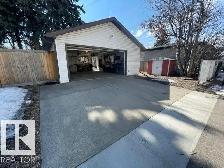 7934 81 Ave NW Edmonton, Alberta - Huge oversized heated garage - Photo 2