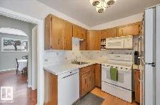 7934 81 Ave NW Edmonton, Alberta - Huge oversized heated garage - Photo 17