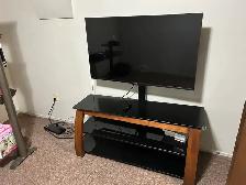 LG 48 TV WITH STANG