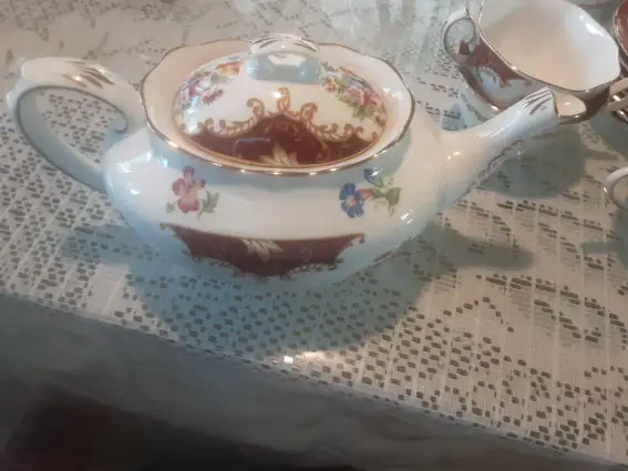 Royal Albert - Canterbury