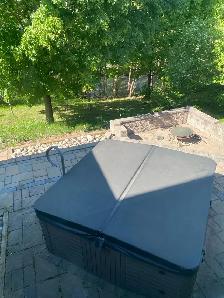 7 Person Hot Tub - Photo 3