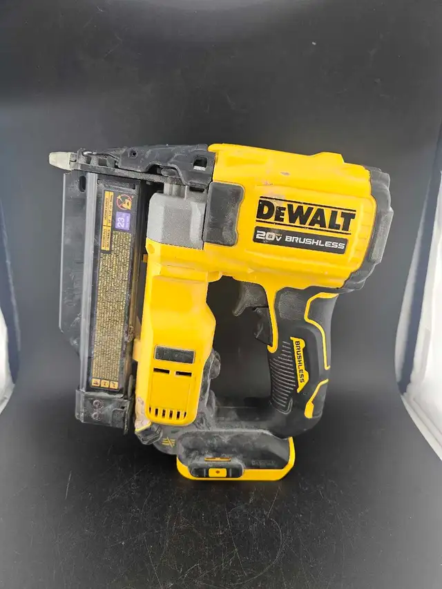 Dewalt  DCN623 20V 23GA Pin Nailer Tool Only