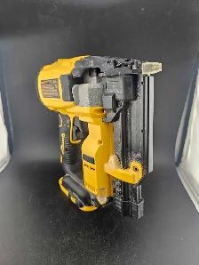 Dewalt  DCN623 20V 23GA Pin Nailer Tool Only - Photo 3