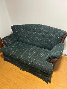 LOVESEAT - Photo 2