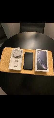 iPhone XR 64Go