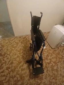 Transport wheelchair - Photo 2