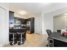 Terwillegar Towne apartment carriage style for sale. - Photo 15