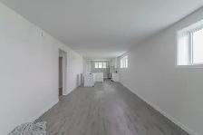 FOR RENT WENDOVER - 2 BEDROOM - Photo 3