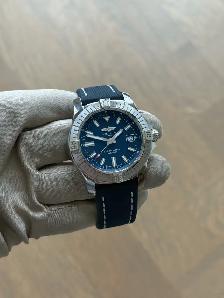 Breitling Avenger Automatic 43mm Full Set Way Under MSRP! - Photo 2