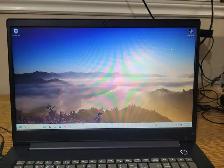 Lenovo 17 inch laptop - Photo 3