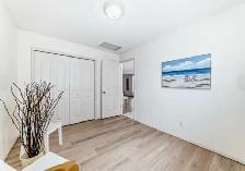 NorthWest 3 Bdrm Bungalow Home w. Double Garage - Photo 10