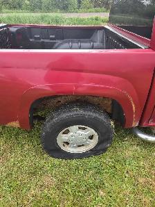 2006 GMC Canyon 4x4 for sale - Photo 2