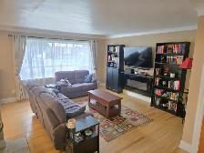 Bright & Spacious 3-Bbrm Main Floor appt. – 10 Mins. to uOttawa - Photo 4