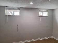 2 Bedroom   1.5 Bathroom Basement Apartment - Photo 7