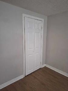 2 Bedroom   1.5 Bathroom Basement Apartment - Photo 9