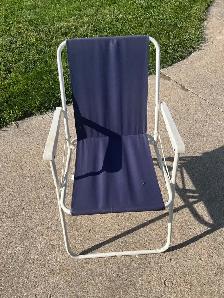 Foldable lawn chairs for sale