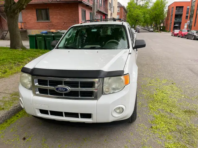 2010 Ford Escape XLT AWD, 3L