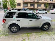 2010 Ford Escape XLT AWD, 3L - Photo 2