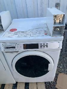 coin operated laundry machines - Photo 2