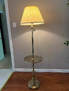 Swivel Floor Lamp with Shelf - Photo 6