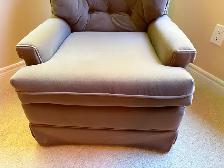 Swivel Chair - Photo 4