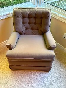 Swivel Chair - Photo 6
