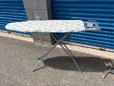 Two Ironing Boards - Photo 5