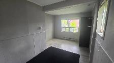 675/mth - McMaster Student Room Rental steps from Mcmaster - Photo 2
