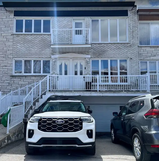 Logement à louer Anjou 51/2