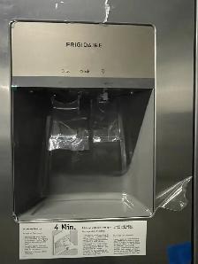 NEW 36" Frigidaire External Water&Ice Side By Side Fridge 25 CF - Photo 8