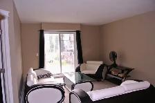 2 Bed   Den, 2 Bath Condo in McKenzie Towne – South Exposure, Un - Photo 4