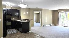 2 Bed   Den, 2 Bath Condo in McKenzie Towne – South Exposure, Un - Photo 5