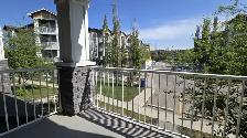 2 Bed   Den, 2 Bath Condo in McKenzie Towne – South Exposure, Un - Photo 10
