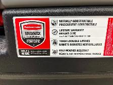 Rubbermaid container - Photo 4