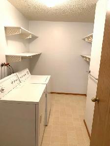 2 bedroom Condo for lease - Photo 8