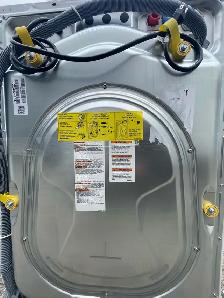 NEW 27" Electrolux Front Load Washer And Dryer Set (Stackable) - Photo 7