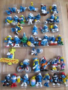 BEAUCOUP  JOUETSBARBIESSTHROUMJEUXLIVRES - Photo 10