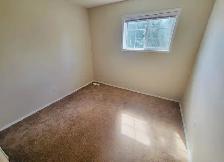 3 Beds 3.5 Baths House for rent 2,050$/month - Photo 14