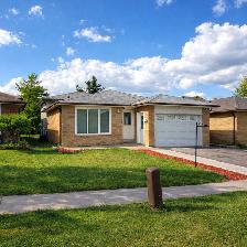 2 Bedroom Basement Apartment for Rent - Malton Mississauga - Ava - Photo 2